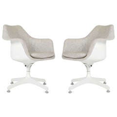 Pair of Eero Saarinen Upholstered Tulip Swivel Desk Chairs for Knoll