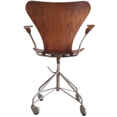 Earliest Arne Jacobsen Rosewood Swivel Desk Chair with Arms