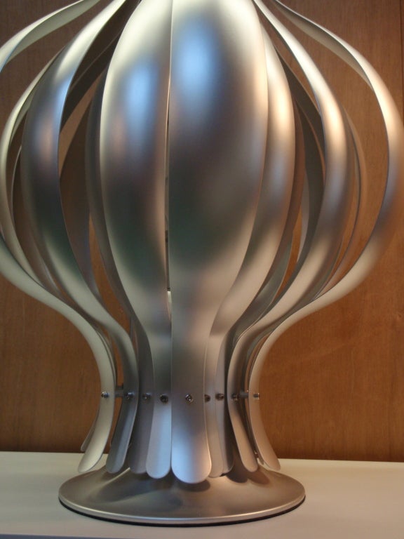Large Silver Union Table lamp by Verner Panton 3