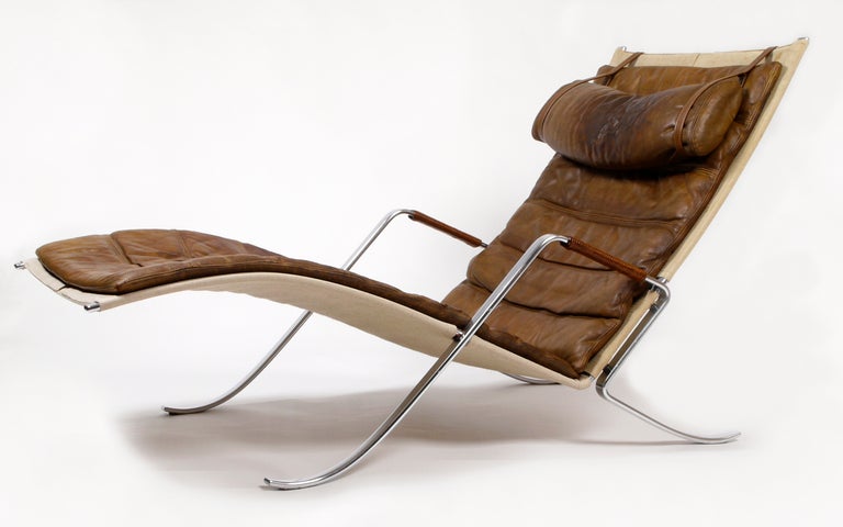 Original Grasshopper lounge chair by Jørgen Kastholm & Preben Fabricius, first edition by Alfred Kill, purchased by previous owner in 1968 in original hazelnut brown leather. 
An iconic sculptural and very comfortable piece.