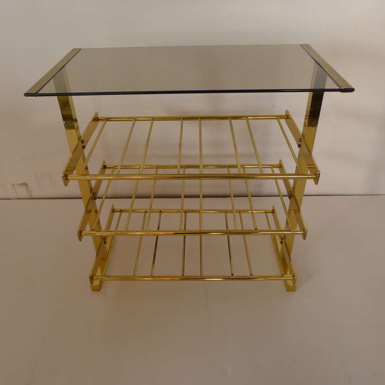 Modern a set of two magazine rack in brass. For Sale