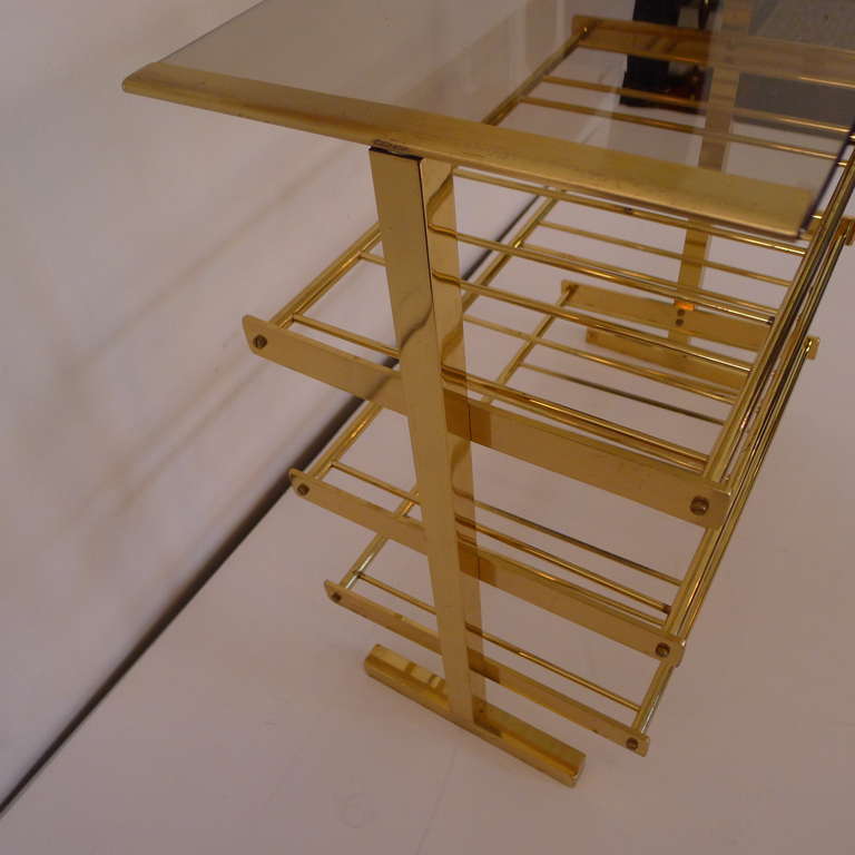Italian a set of two magazine rack in brass. For Sale
