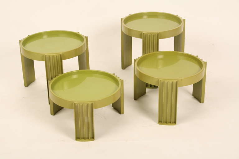Four Nesting Tables by Cassina designed by Gianfranco Frattini Italy In Good Condition In LA Arnhem, NL