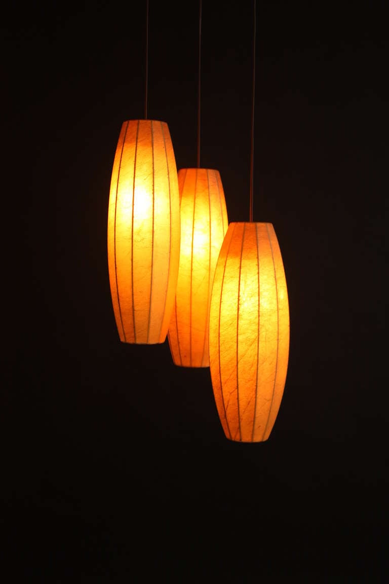 Romantic Trio Lamps With Natural Flies