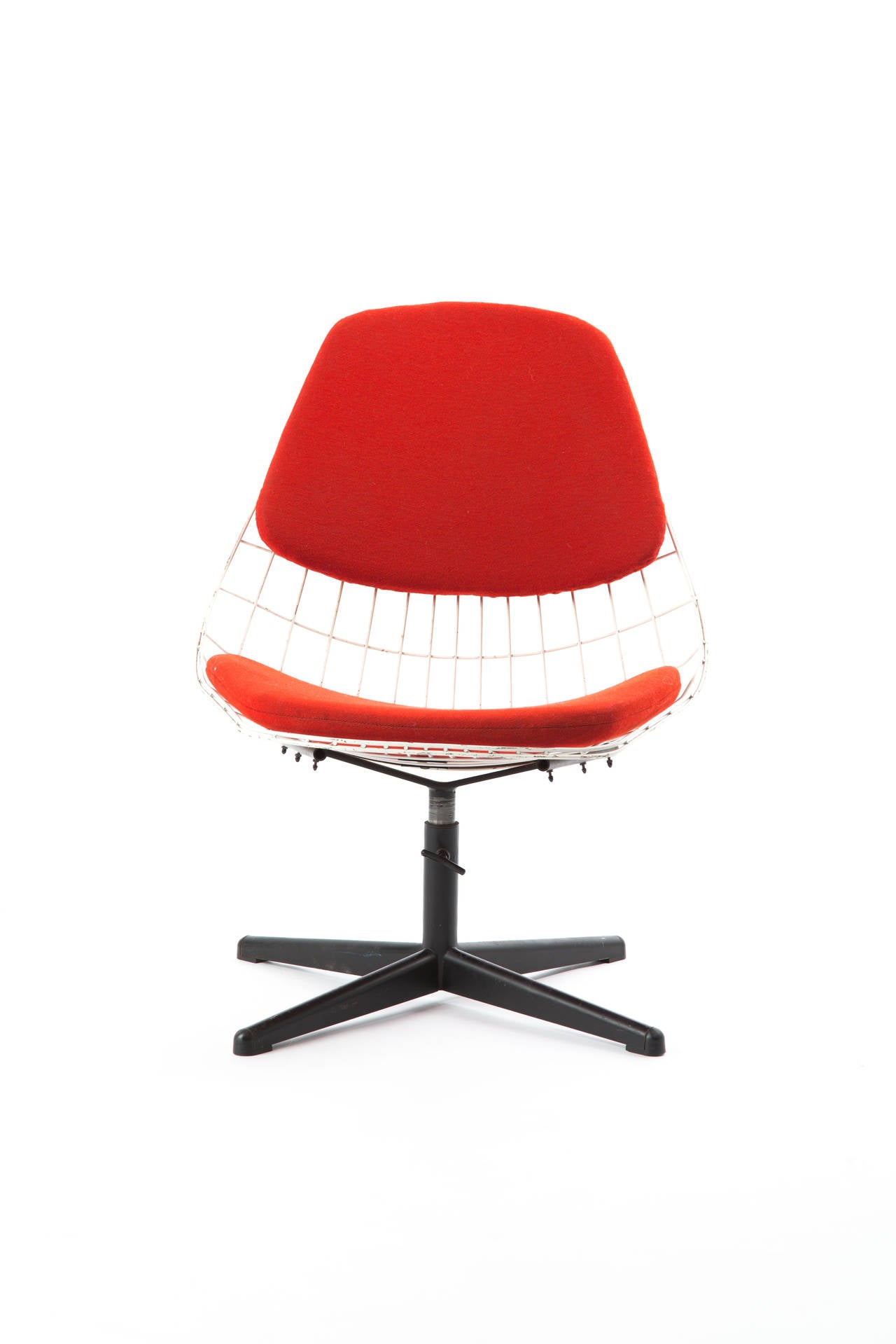 Dutch Cees Braakman for Pastoe Swivel Chair For Sale