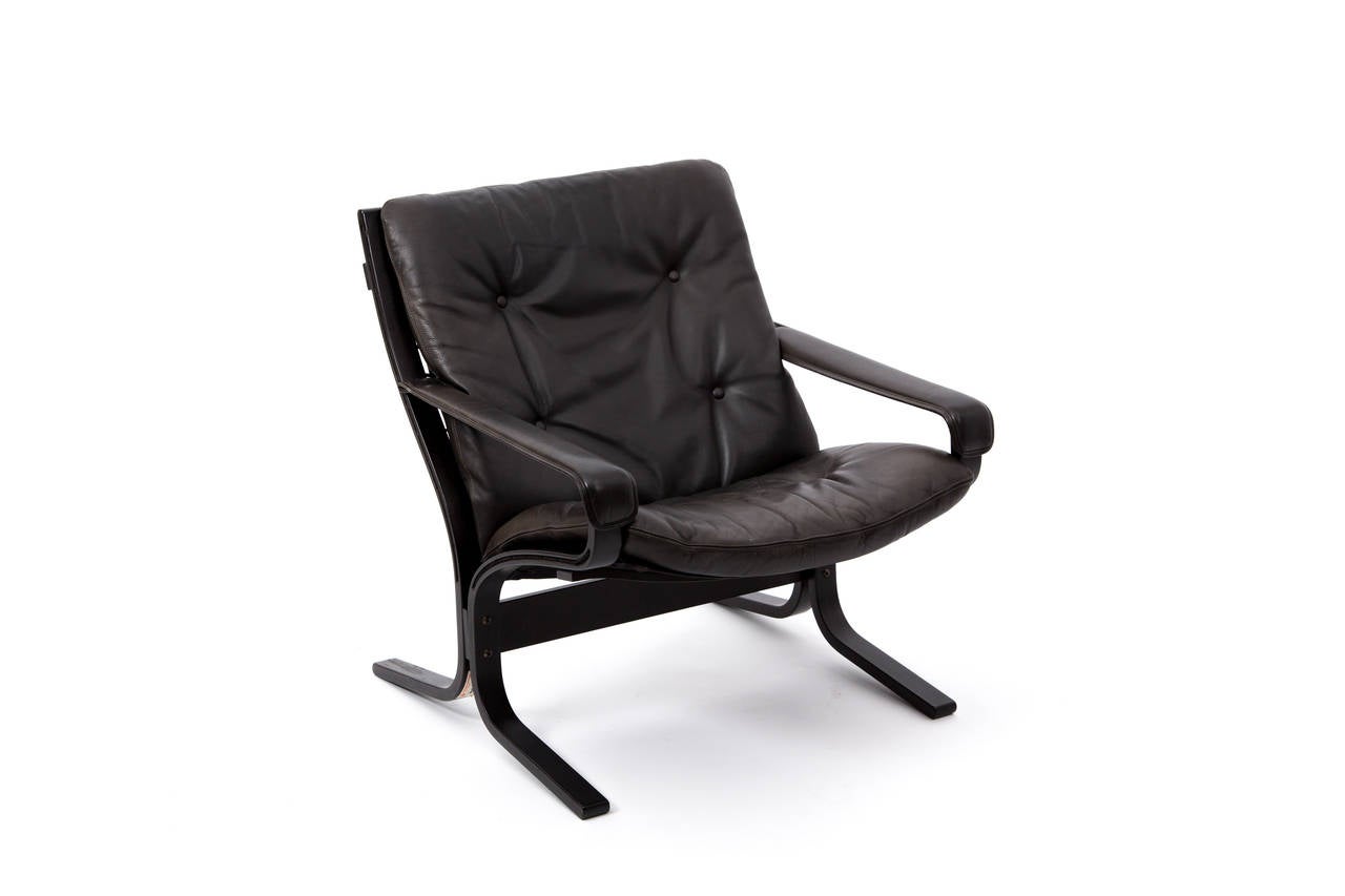 Ingmar Relling Anniversary Siesta. Lounge chair designed by Ingmar Relling for Norwegian West Nova. This black leather version is an anniversary edition. Bended wood black painted and black leather cushions.