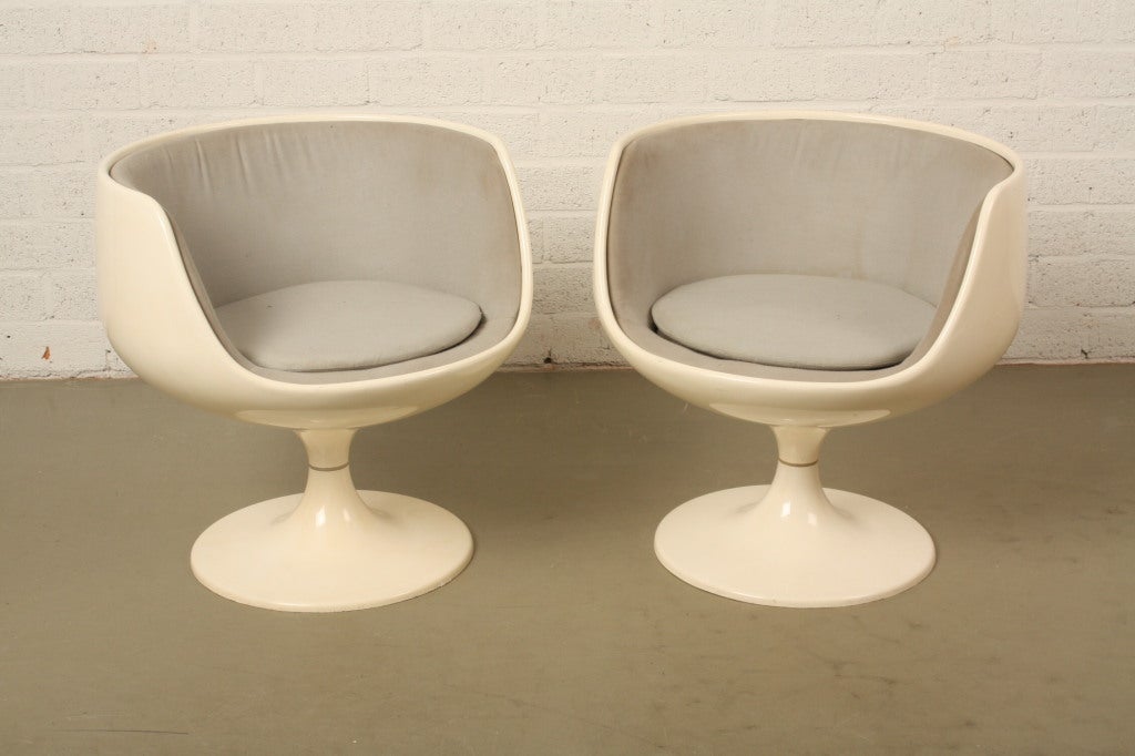 Two Eero Aarnio Cognac chairs. Second name v.s.o.p.chairs. The two chairs can turn around. They are in original condition. Made by Asko Finland. Marks uderneath.