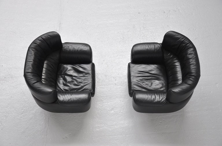 Gianfranco Frattini Bull club chairs pair in black leather, Italy 1987 3