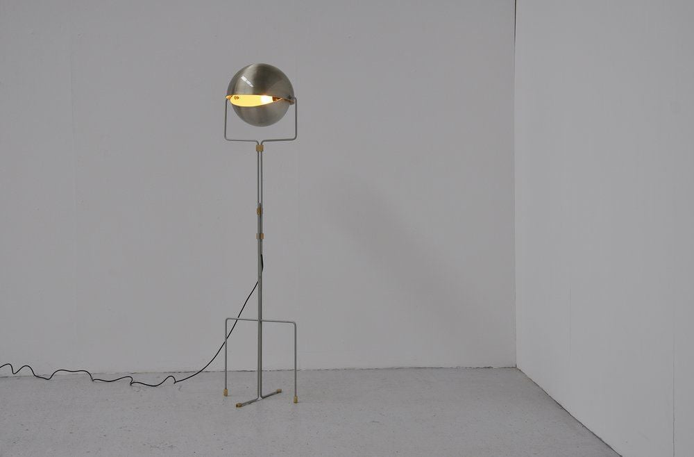 Mid-Century Modern Raak eclipse floor lamp EJ Elles made of aluminum and metal 1964