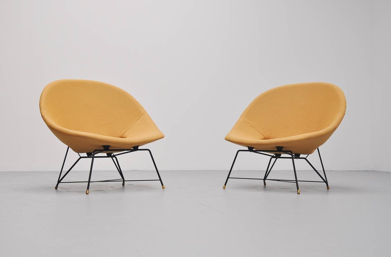 Mid-Century Modern Augusto Bozzi lounge chairs for Saporiti Italy 1954