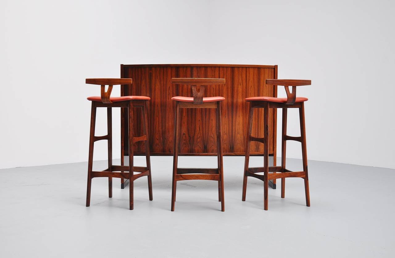 Erik Buck Bar Cabinet Dyrlund, 1960 In Good Condition In Roosendaal, Noord Brabant