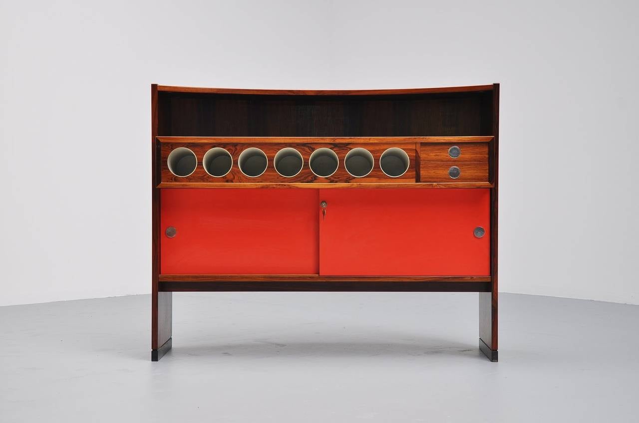 Fantastic bar cabinet with bright red color and beautiful rosewood.
Great matching with the listed bar stools.