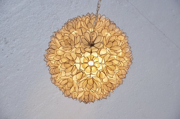 Flower Ball Lamp With Pearl Leaves, Belgium 1970 In Good Condition In Roosendaal, Noord Brabant