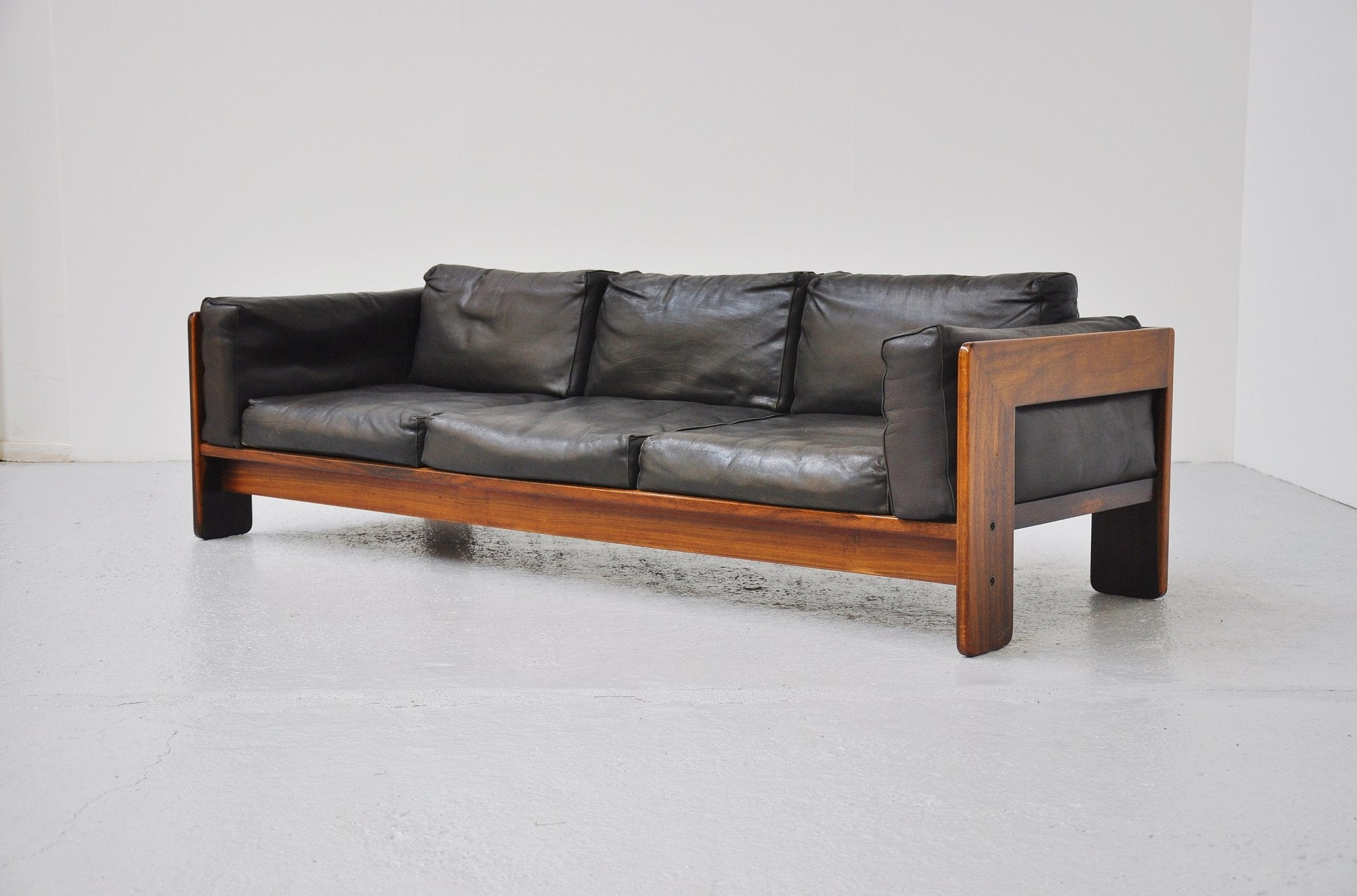 Bastiano sofa by Tobia Scarpa for Gavina 1960