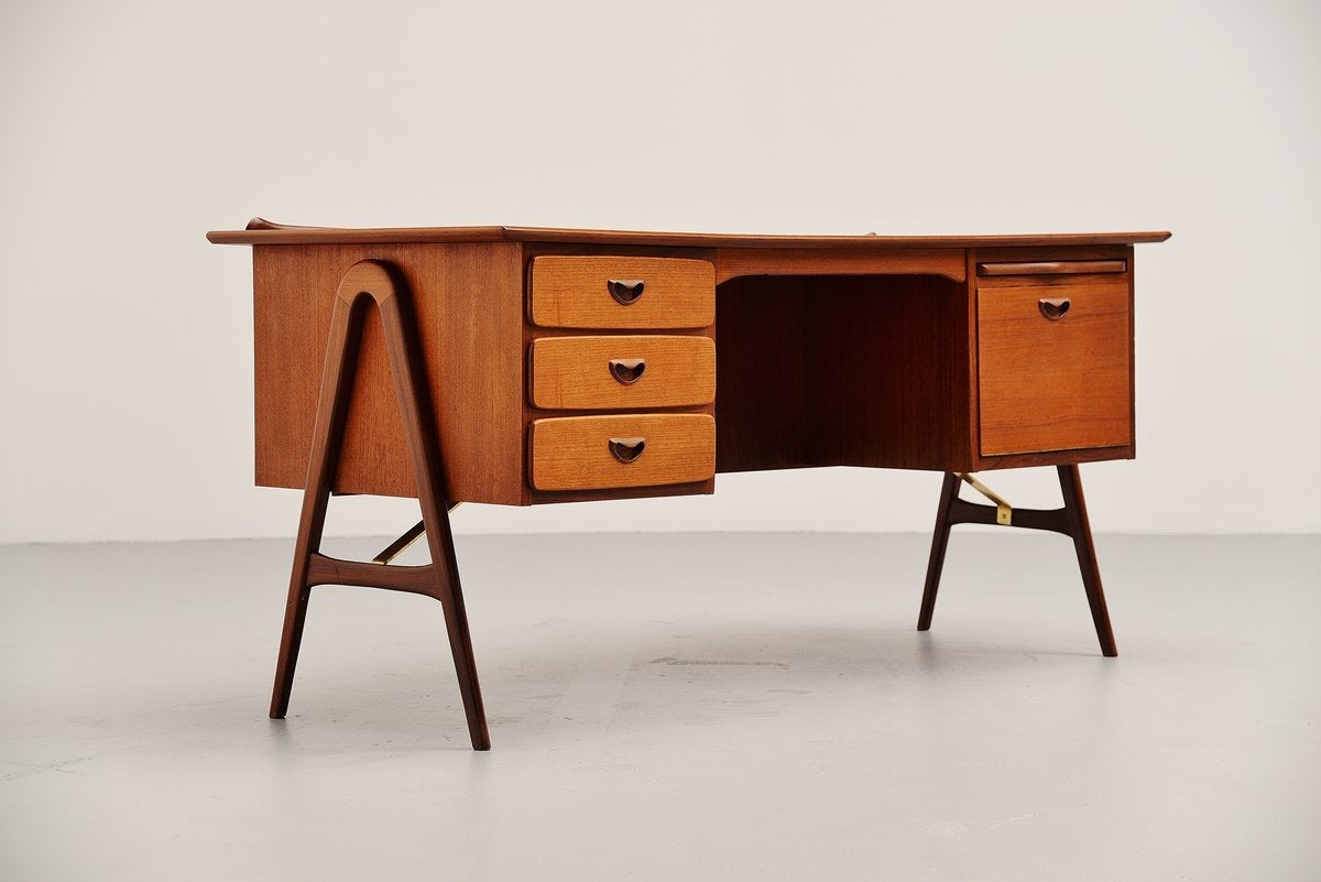 Mid-Century Modern Webe Desk by Louis Van Teeffelen, Holland, 1959