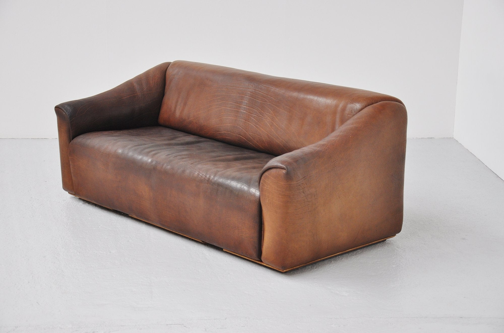 De Sede DS47 3 seater sofa in brown thick Bullhide 1970