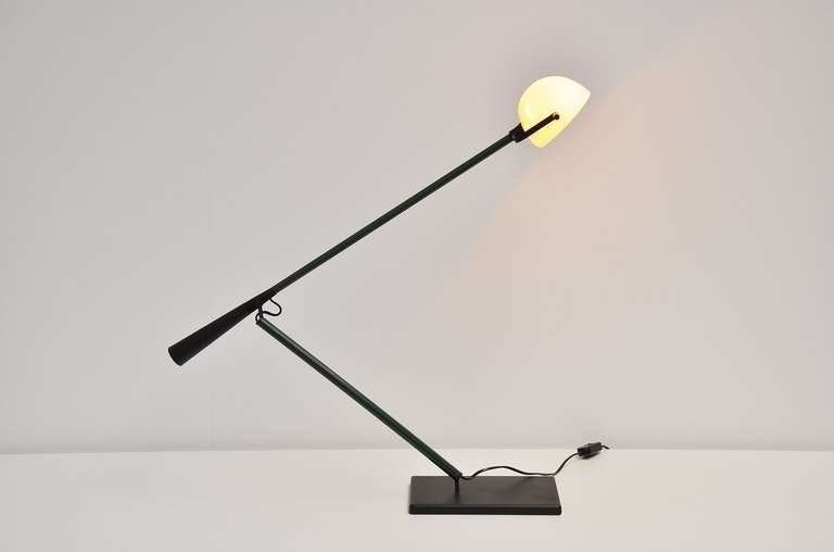 Paolo Rizzatto Arteluce Desk/table Lamp Model 613 Italy 1975 3