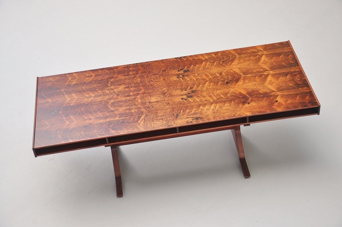 Gianfranco Frattini Rosewood Desk for Bernini, 1956 4