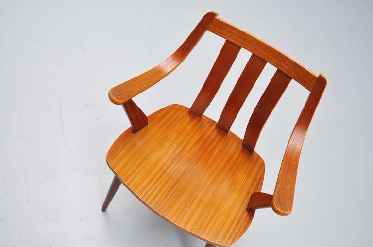 20 Dutch Plywood Dining Chairs in the Manner of Hans Brattrud, 1960 1