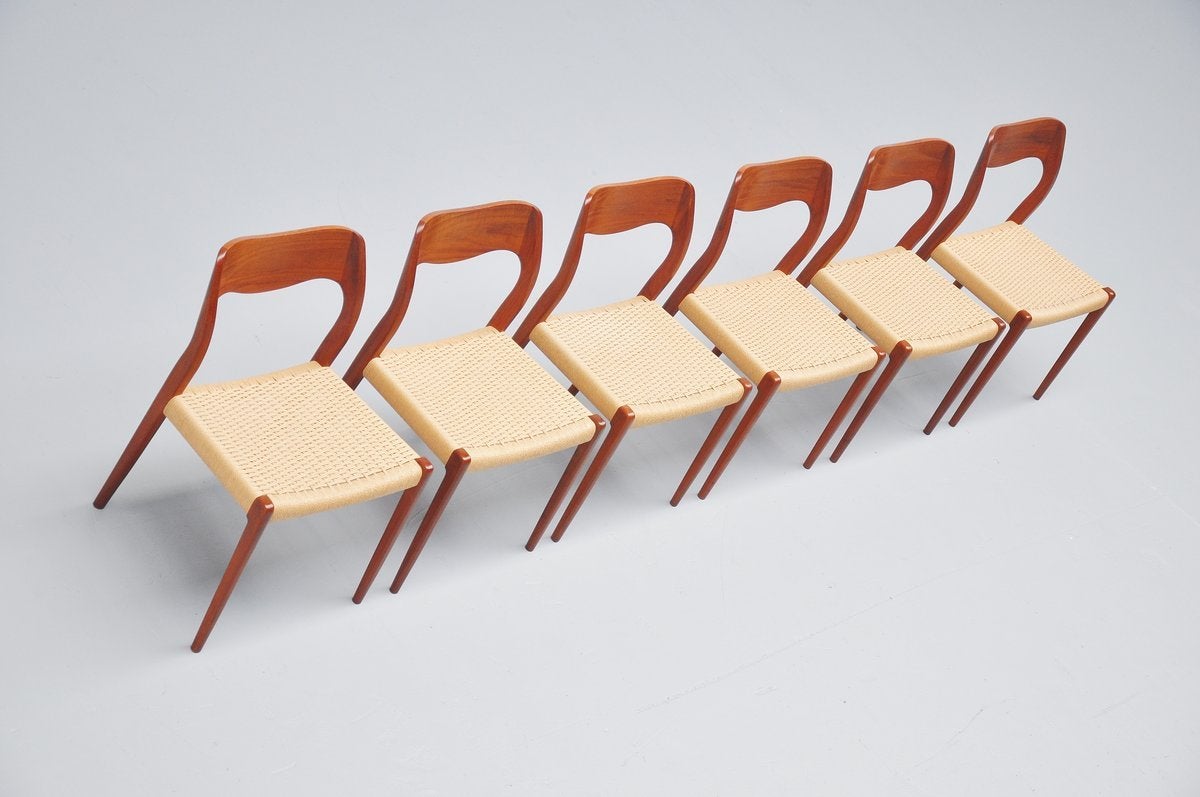 Niels Møller Dining Chairs, Model 71 in Teak, Denmark 1951 In Excellent Condition In Roosendaal, Noord Brabant