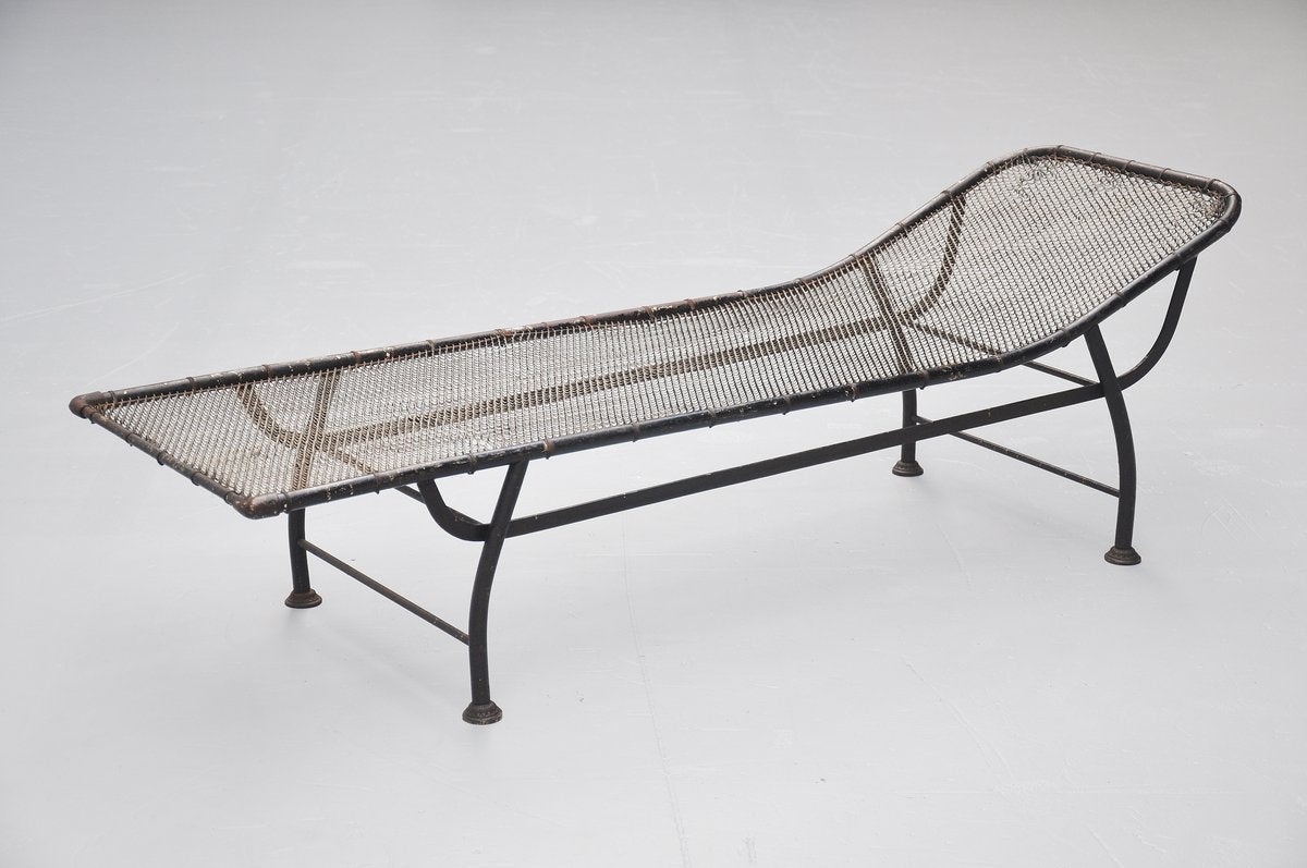 industrial day bed