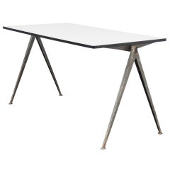 Wim Rietveld large pyramid table for Ahrend de Cirkel 1959
