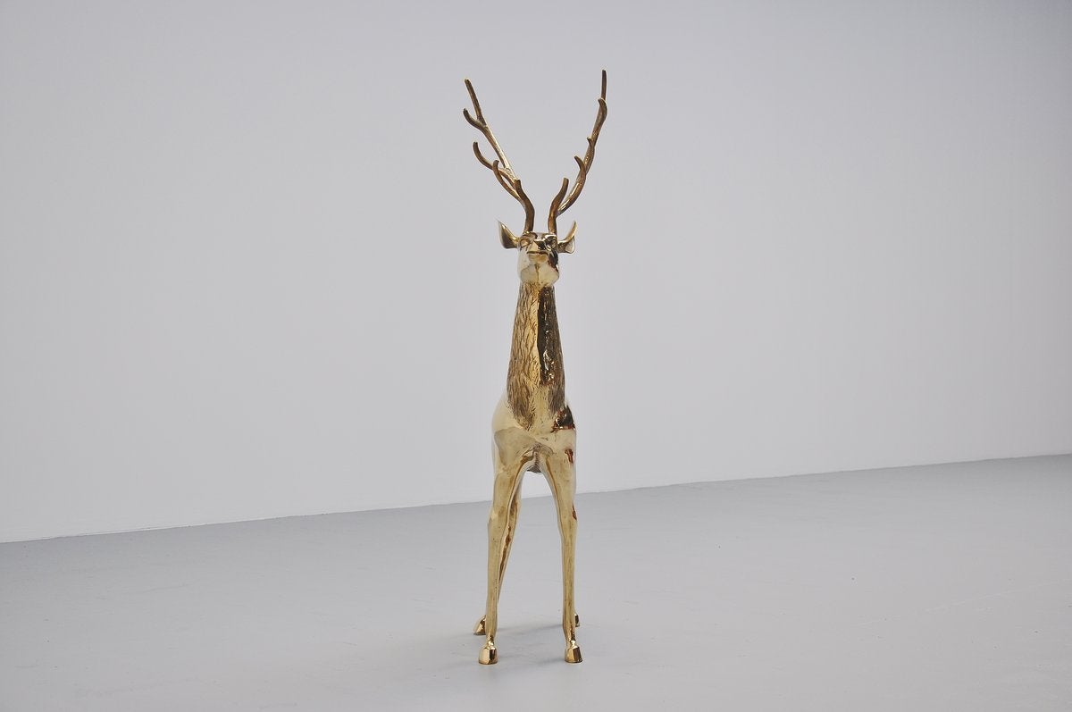 Grande sculpture de cerf en bronze, Italie, 1970