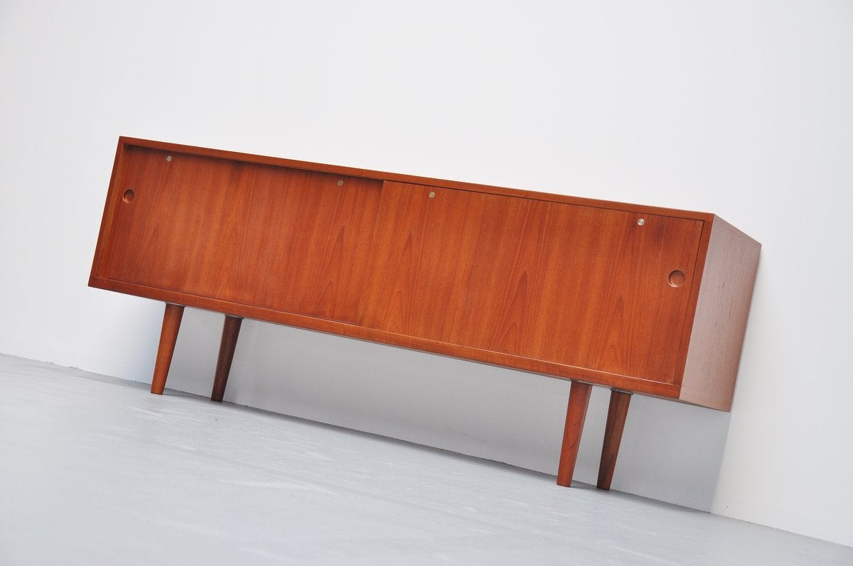 Scandinavian Modern Hans J. Wegner RY26 Teak Sideboard for RY Mobler, 1965