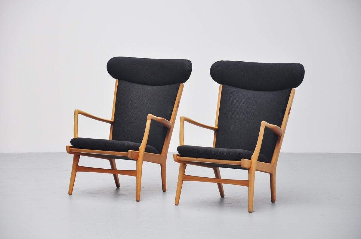 Hans J Wegner AP-15 Wingback Chairs AP Stolen, 1951 In Good Condition In Roosendaal, Noord Brabant