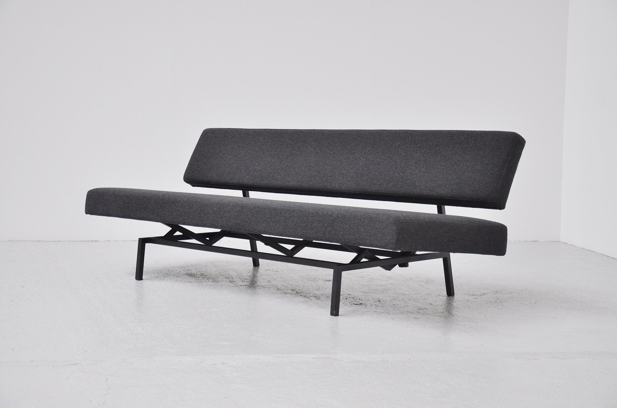 Martin Visser BR03 sleeping sofa 't Spectrum 1960