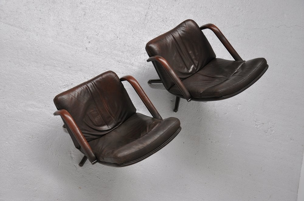 Leather Geoffrey Harcourt Artifort F154 leather swivel chairs Paulin era