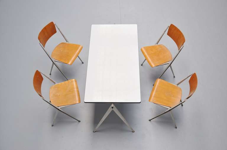 Wim Rietveld Pyramid Chairs for Ahrend De Cirkel, 1960 1