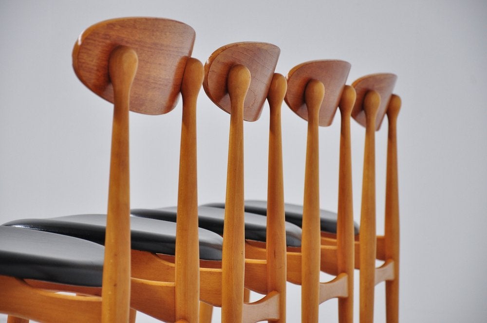 Norwegian dining chairs set of 4 in beech and black vynil at 1stdibs