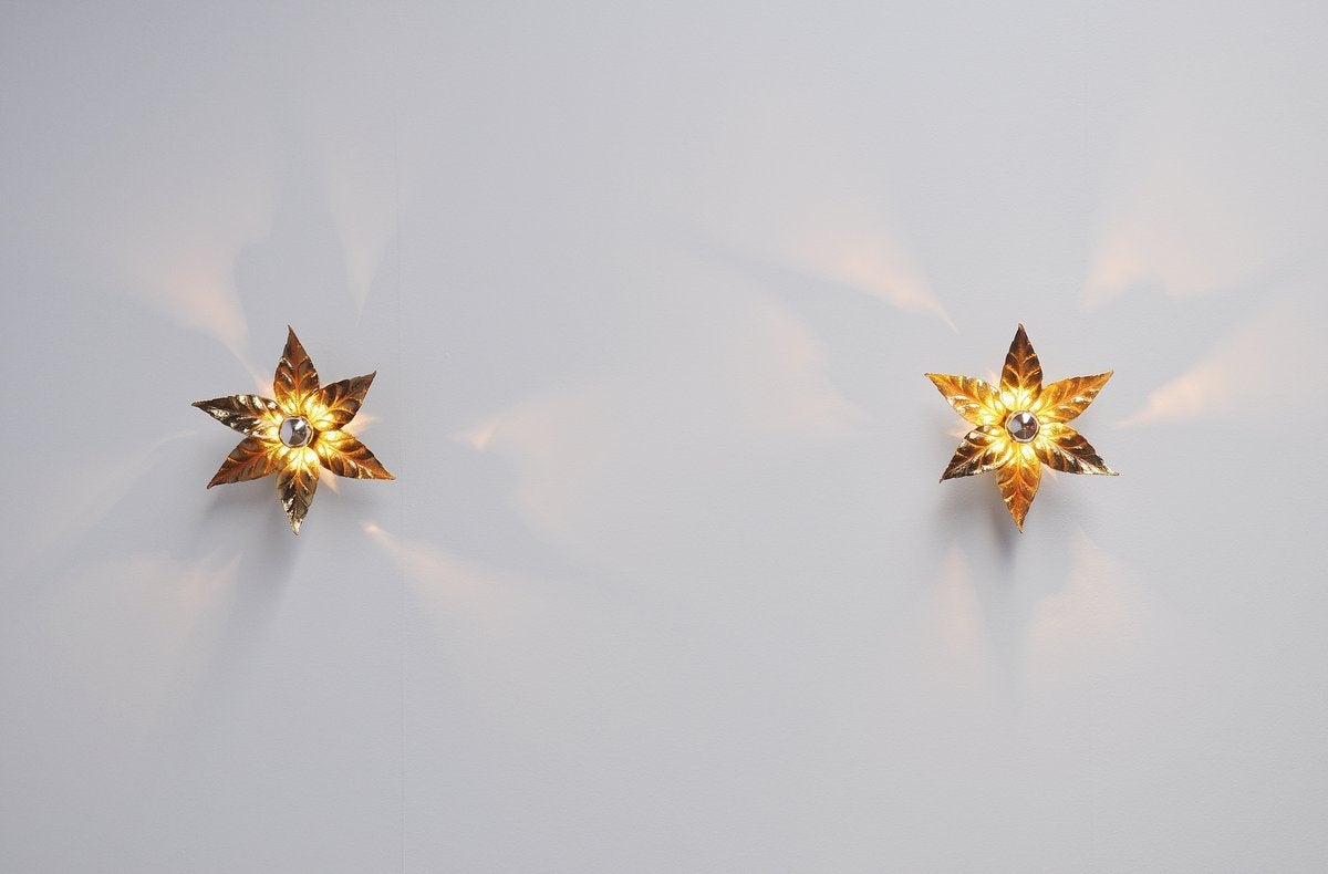 Willy Daro Attributed Flower Sconces, Belgium, 1970 In Good Condition In Roosendaal, Noord Brabant