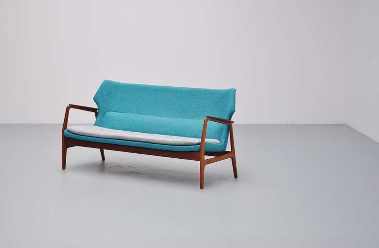 Bovenkamp Wingback Lounge Sofa Blue Aksel Bender Madsen, 1960 3