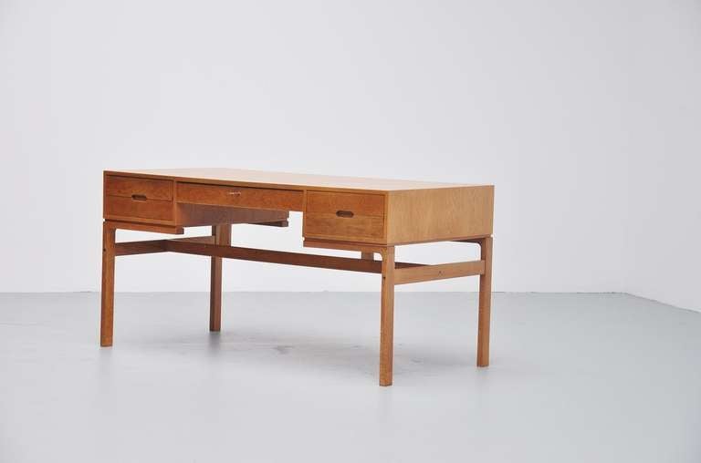 Danish Arne Wahl Iversen Oak Desk for Vinde Mobelfabrik, 1965