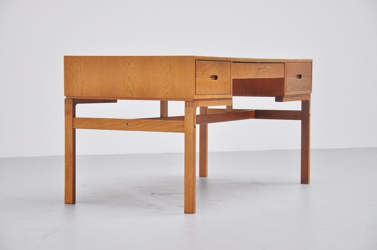 Danish Arne Wahl Iversen oak desk for Vinde Mobelfabrik 1965