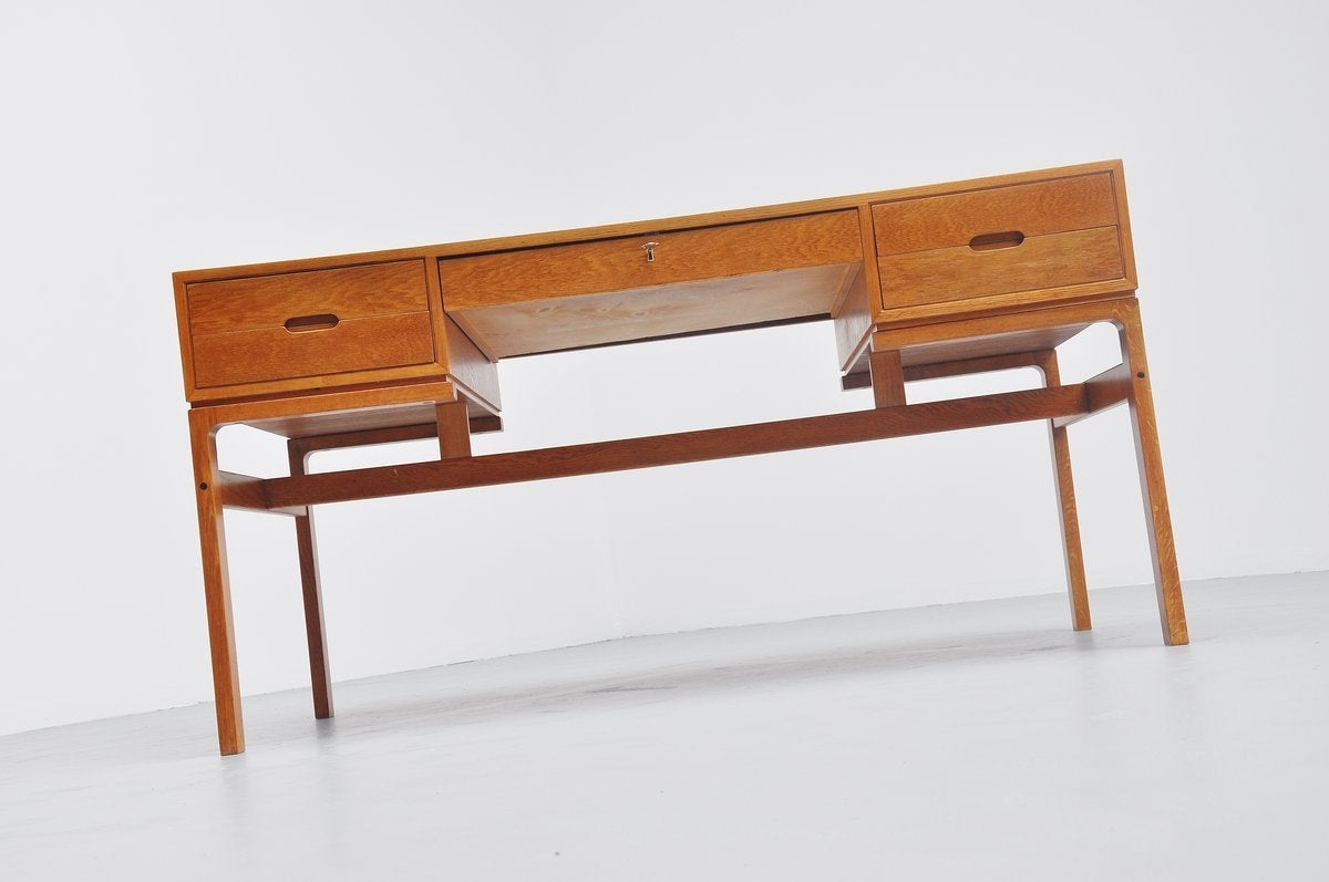 Arne Wahl Iversen oak desk for Vinde Mobelfabrik 1965 2