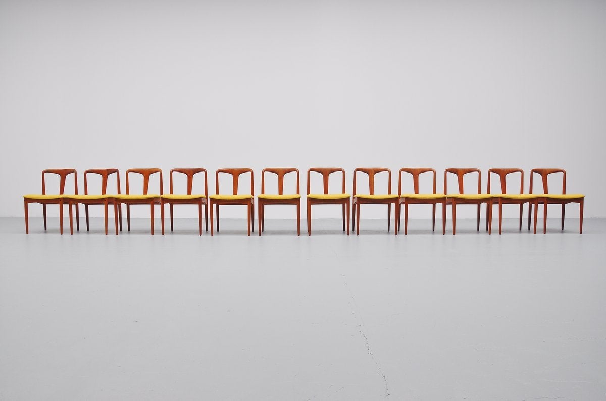 Johannes Andersen Juliane Chairs for Uldum, Denmark, 1960 In Excellent Condition In Roosendaal, Noord Brabant