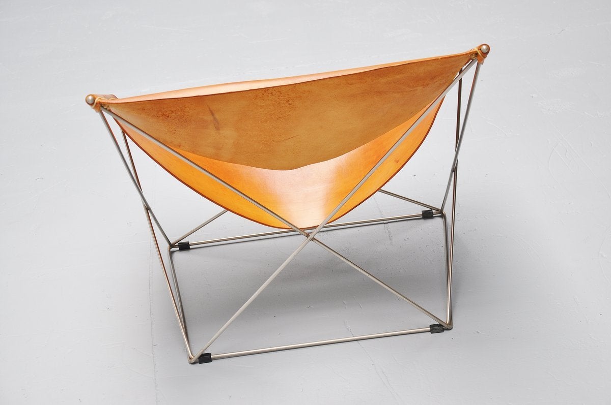 Pierre Paulin F675 Butterfly Chair for Artifort, 1963 In Good Condition In Roosendaal, Noord Brabant
