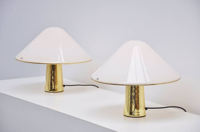 Mid-Century Modern Pair of Guzzini Brass and Lucite Table Lamps, 1974