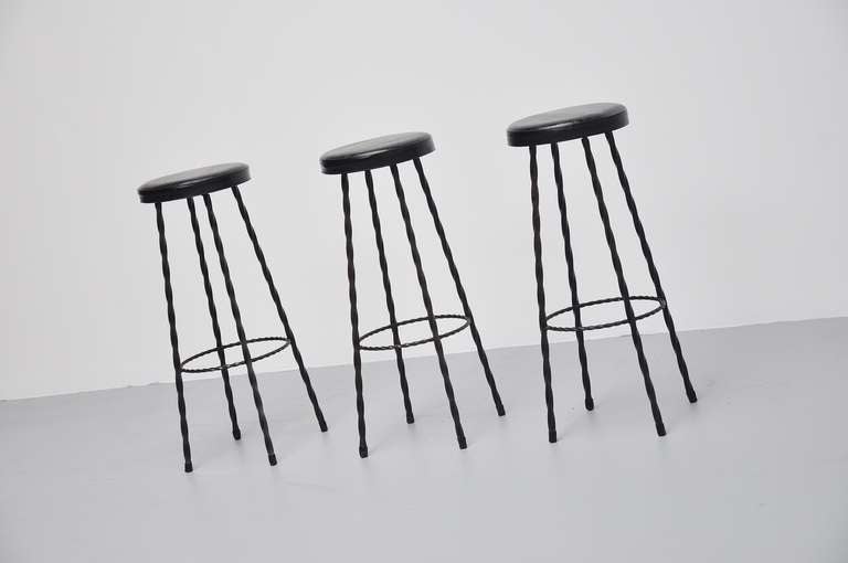 French Wrought Iron Bar Stools, 1950 in the Manner of Mategot In Good Condition In Roosendaal, Noord Brabant
