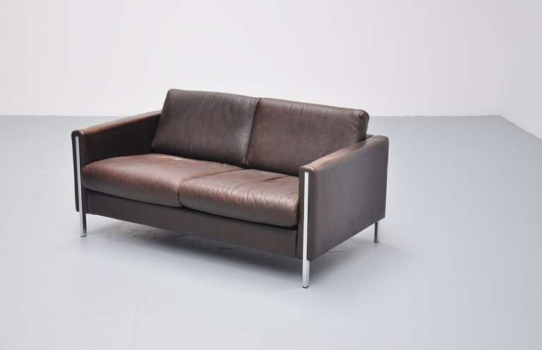 Dutch Pierre Paulin 442/2 sofa in brown leather Artifort 1962