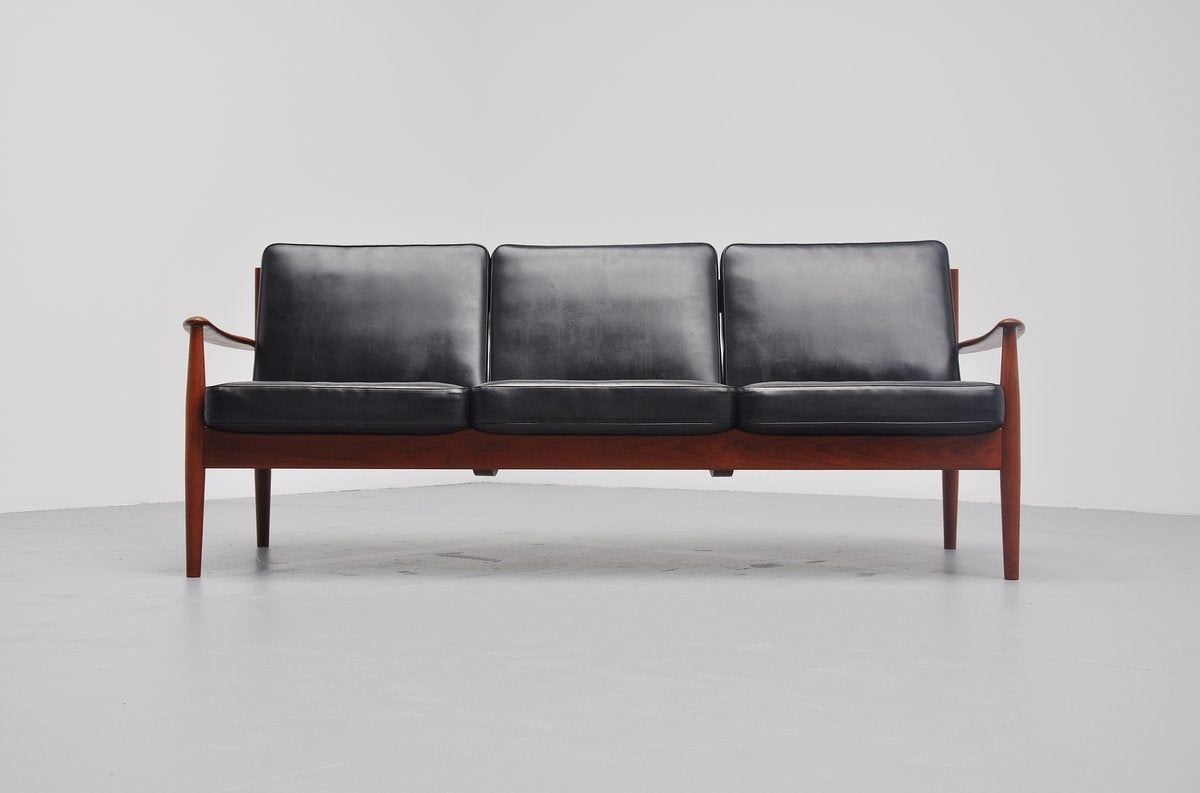 Scandinavian Modern Grete Jalk 118 Lounge Sofa in Teak, Denmark, 1960