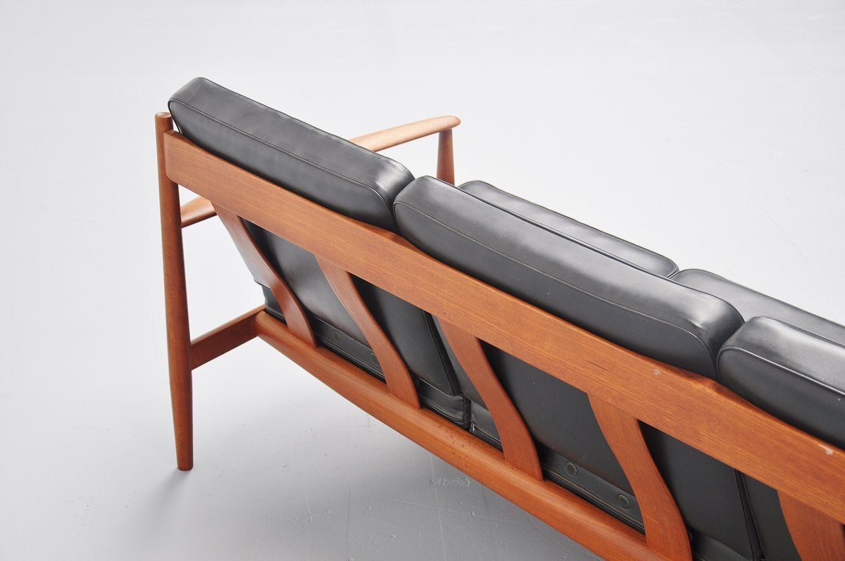 Mid-20th Century Grete Jalk 118 Lounge Sofa in Teak, Denmark, 1960