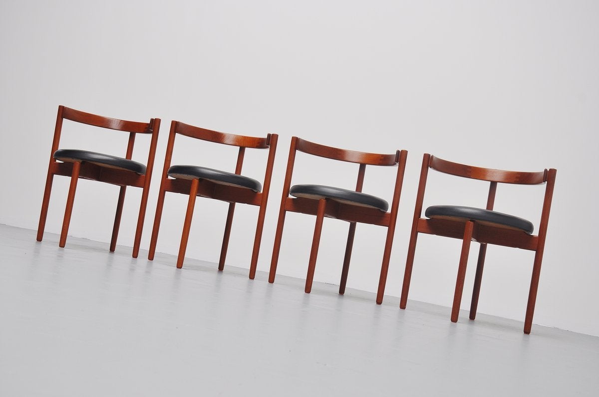 Hugo Frandsen Dining Chairs for Børge Søndergaard, Denmark, 1964 In Excellent Condition In Roosendaal, Noord Brabant