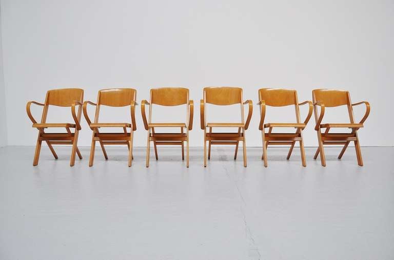 Mid-20th Century 24x Dutch Plywood Folding Chairs with Arms 1950