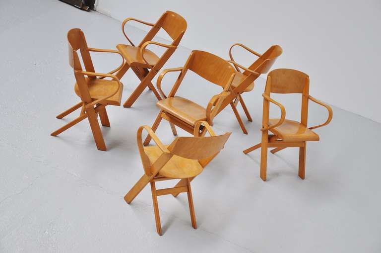 24x Dutch Plywood Folding Chairs with Arms 1950 3