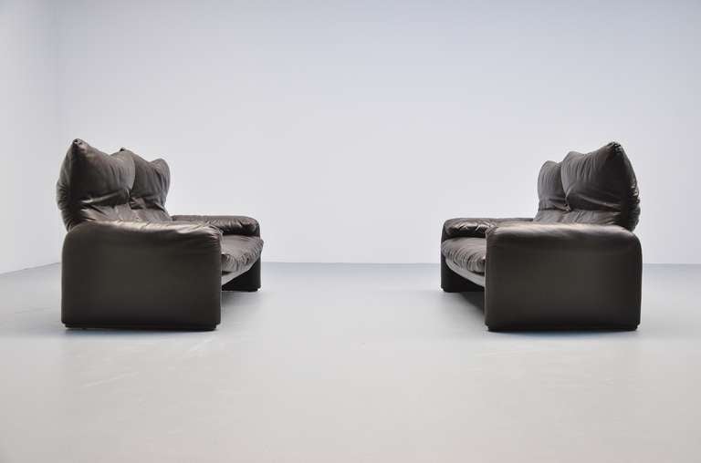 Pair of Maralunga Sofas by Vico Magistretti for Cassina Italy 1973 2