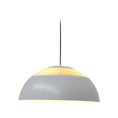 Royal Arne Jacobsen Louis Poulsen lamp